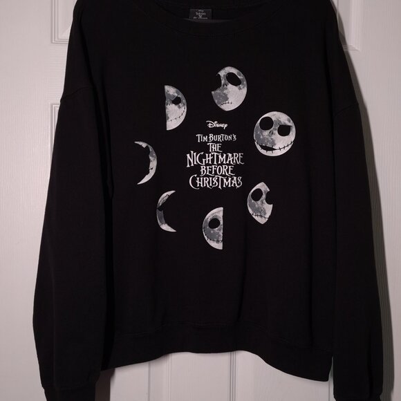 The Nightmare Before Christmas: Moon Phase USED Sweatshirt: Juniors, XXL, Disney - Picture 6 of 7